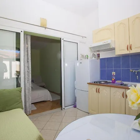 Komfortable Mit Balkon By Interhome * Makarska