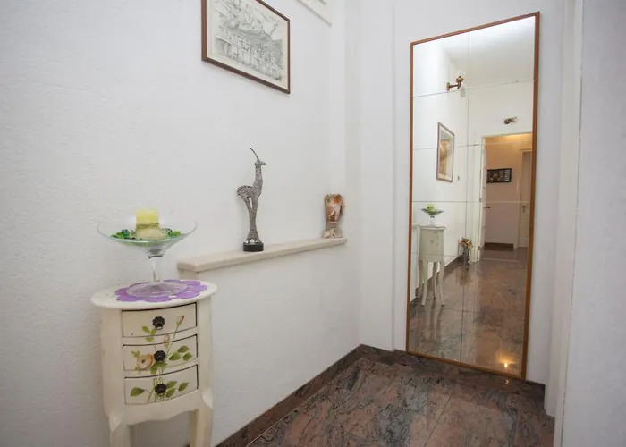 Komfortable Mit Balkon By Interhome Makarska