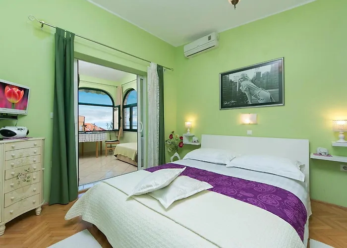 Apartment Komfortable Mit Balkon By Interhome *