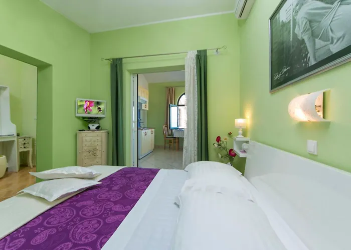 Komfortable Mit Balkon By Interhome