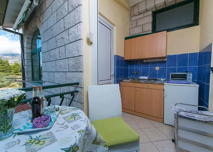 Komfortable Mit Balkon By Interhome Makarska