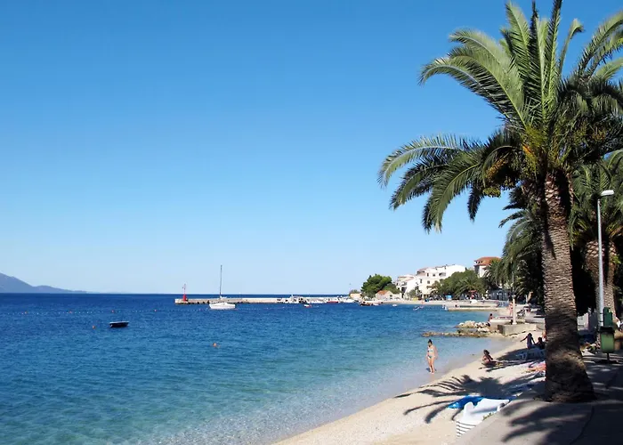 Komfortable Mit Balkon By Interhome Apartment Makarska