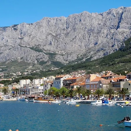 Apartament Komfortable Mit Balkon By Interhome Makarska